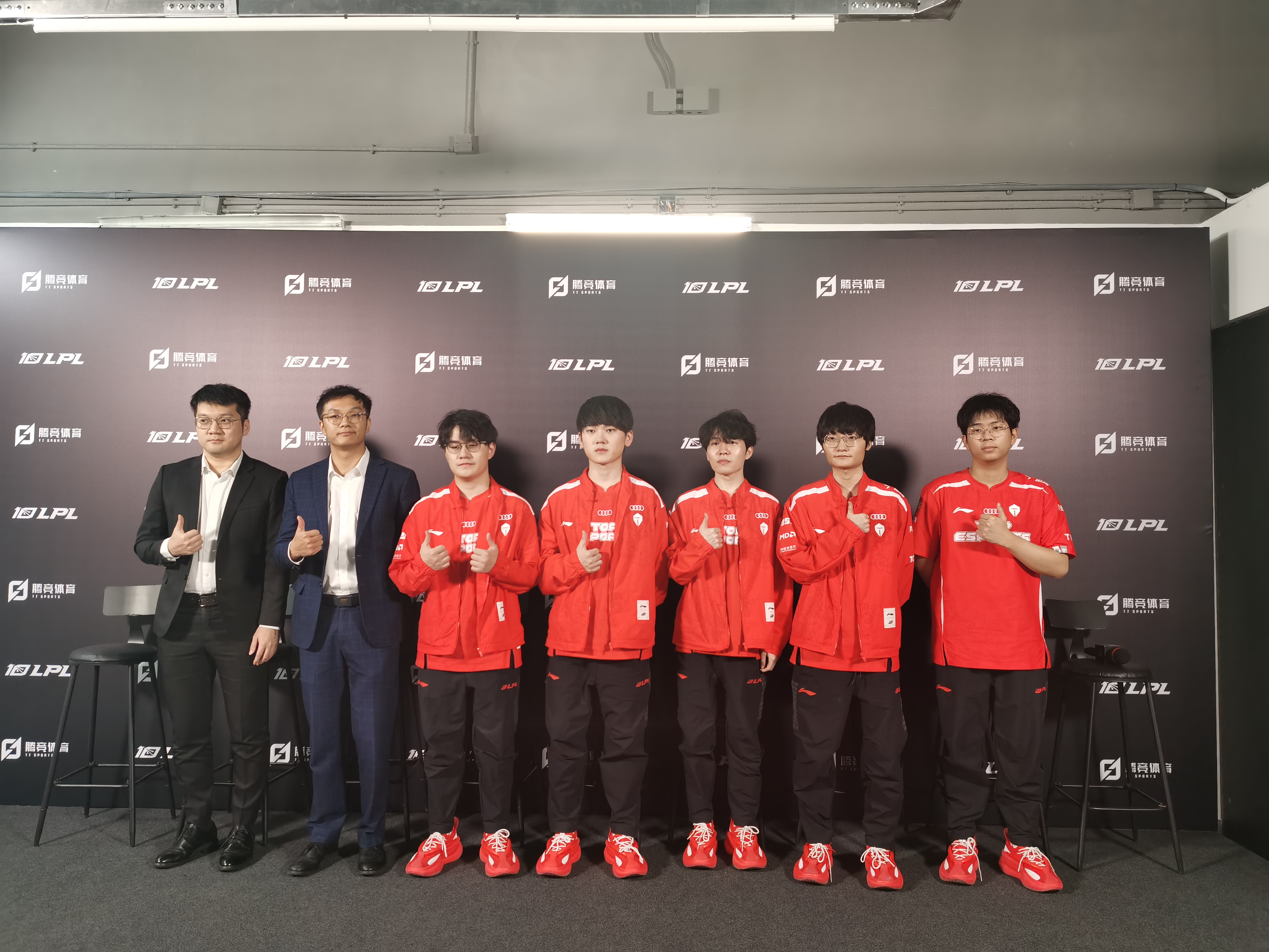 关于Rookie遭遇五持续失利，TL教练压力巨大！的信息